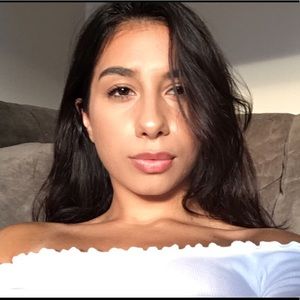 Meet your Posher, Nelli